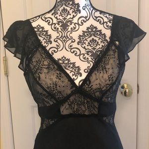 Capped sleeve Black Bandolino lace bodice dress